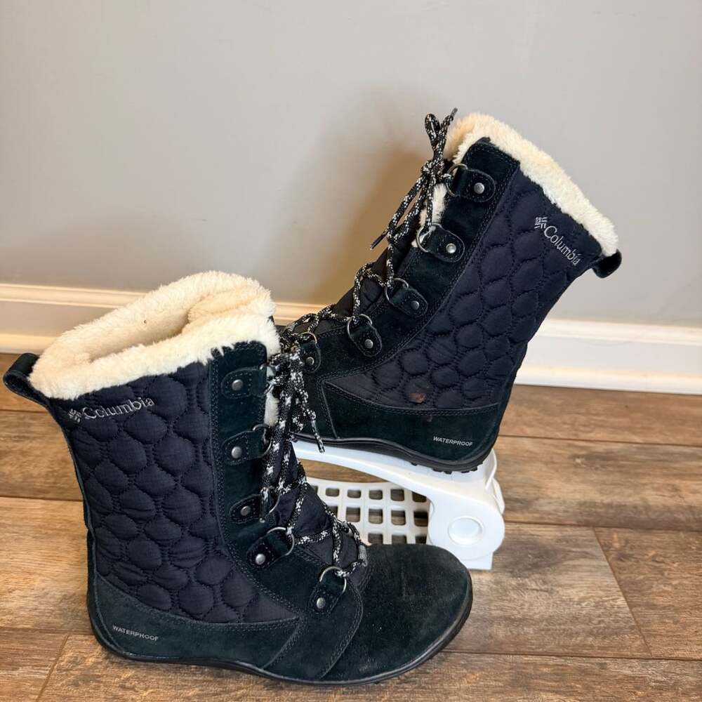 Columbia Minx Shorty IV Black Quilted Suede Waterproof Winter Boots US7/EU38